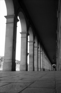 Arcades rue de Rivoli - 14 avril 2020 - 9h16