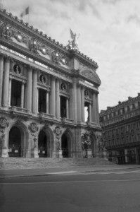 Place de l'Opéra, Opera Garnier - 17 avril 2020 10h10