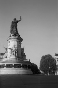 Place de la République - 20 avril 2020 8h40