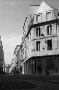 Rue Vieille du Temple, rue de Poitou - 25 avril 2020 13h35
