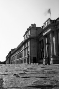 Rue de l’Université, Assemblée Nationale - 6 mai 2020 17h14